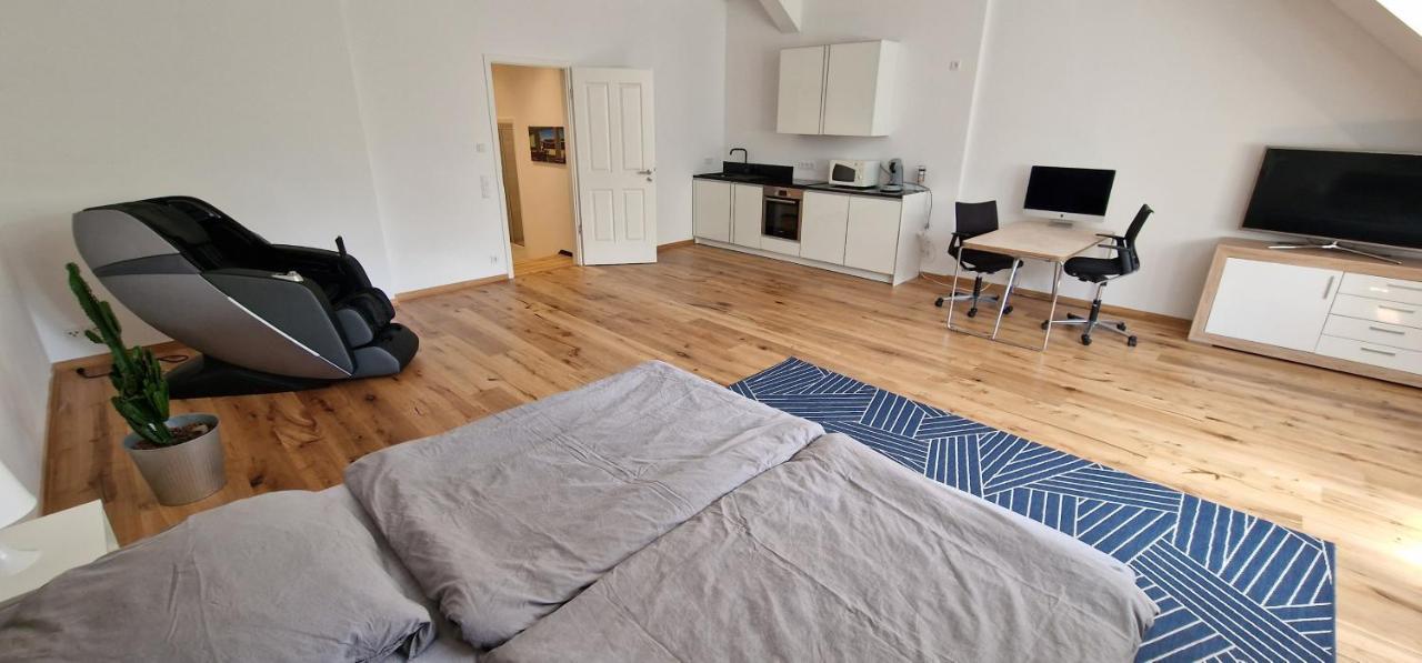 Apartment Mit Parkblick & Massagestuhl لبسيا المظهر الخارجي الصورة