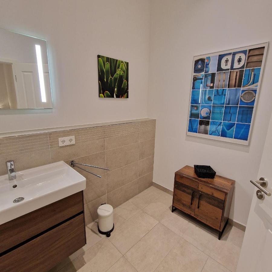 Apartment Mit Parkblick & Massagestuhl لبسيا المظهر الخارجي الصورة