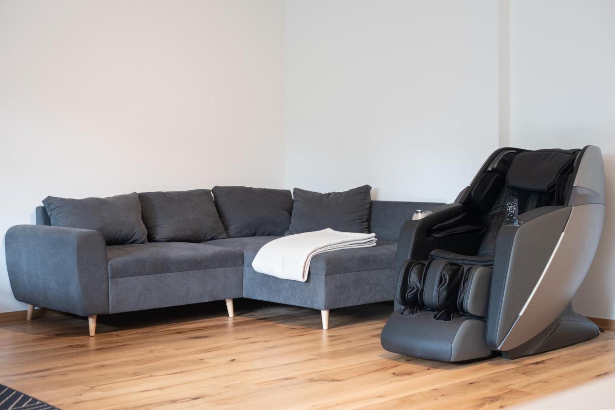 Apartment Mit Parkblick & Massagestuhl لبسيا المظهر الخارجي الصورة